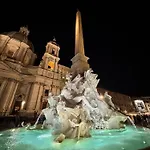 Piazza Navona Apartment *